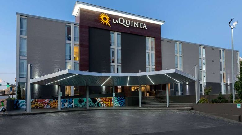<b>La Quinta Inn & Suites Downtown/Route 66 Exterior</b>. Images powered by <a href="https://iceportal.shijigroup.com/" title="IcePortal" target="_blank">IcePortal</a>.