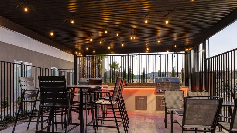 <b>Home2 Suites by Hilton Las Vegas NW Restaurant</b>. Images powered by <a href="https://iceportal.shijigroup.com/" title="IcePortal" target="_blank">IcePortal</a>.