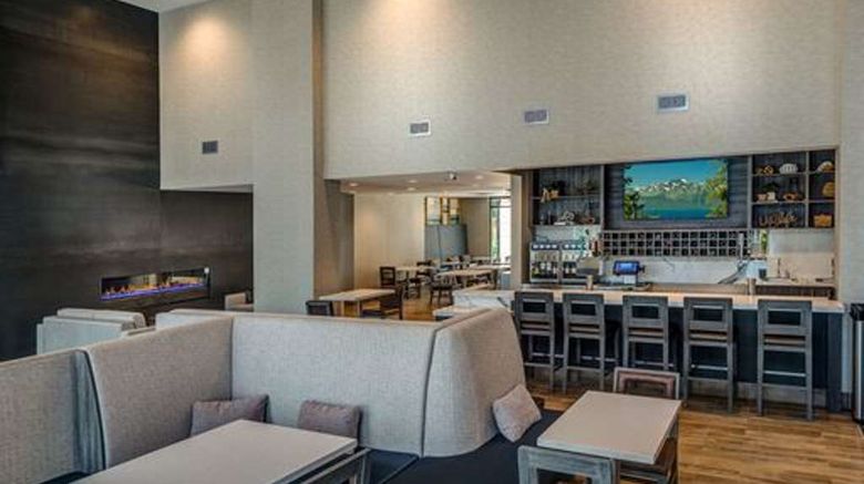 <b>Hampton Inn & Suites South Lake Tahoe Lobby</b>. Images powered by <a href="https://iceportal.shijigroup.com/" title="IcePortal" target="_blank">IcePortal</a>.