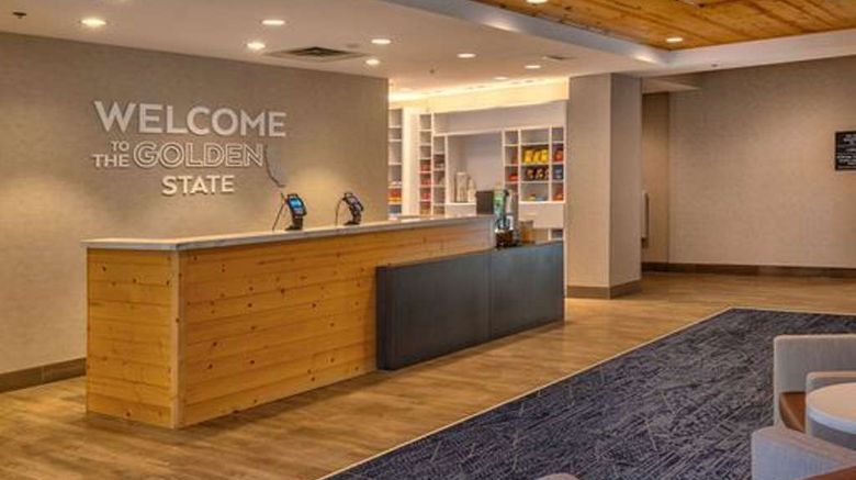 <b>Hampton Inn & Suites South Lake Tahoe Lobby</b>. Images powered by <a href="https://iceportal.shijigroup.com/" title="IcePortal" target="_blank">IcePortal</a>.