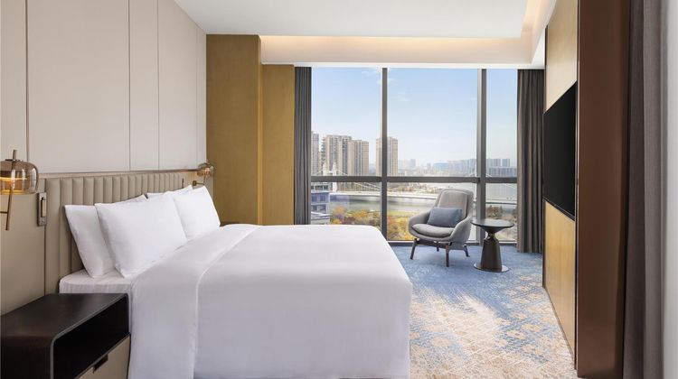 Hilton Shaoxing Hotel and Residences Room