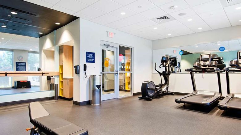<b>Tru by Hilton Chapel Hill Health</b>. Images powered by <a href="https://iceportal.shijigroup.com/" title="IcePortal" target="_blank">IcePortal</a>.