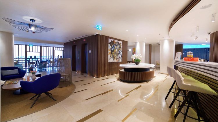 Hampton by Hilton Istanbul Old City Lobby