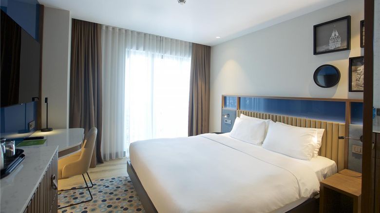 <b>Hampton by Hilton Istanbul Old City Room</b>. Images powered by <a href="https://iceportal.shijigroup.com/" title="IcePortal" target="_blank">IcePortal</a>.