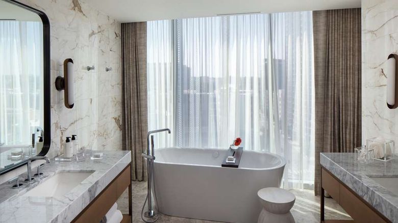 <b>Conrad Nashville Room</b>. Images powered by <a href="https://iceportal.shijigroup.com/" title="IcePortal" target="_blank">IcePortal</a>.