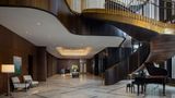 <b>Conrad Nashville Lobby</b>. Images powered by <a href="https://iceportal.shijigroup.com/" title="IcePortal" target="_blank">IcePortal</a>.