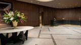 <b>Conrad Nashville Lobby</b>. Images powered by <a href="https://iceportal.shijigroup.com/" title="IcePortal" target="_blank">IcePortal</a>.