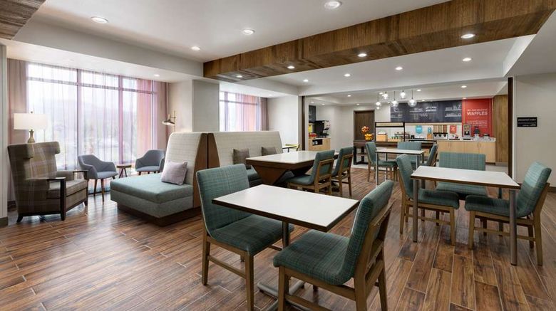 <b>Hampton Inn Oakhurst-Yosemite Restaurant</b>. Images powered by <a href="https://iceportal.shijigroup.com/" title="IcePortal" target="_blank">IcePortal</a>.