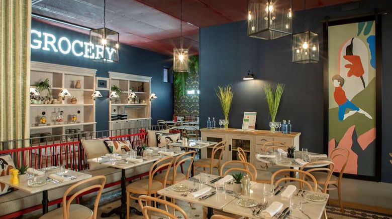 <b>Se Catedral Hotel, Tapestry Collection Restaurant</b>. Images powered by <a href="https://iceportal.shijigroup.com/" title="IcePortal" target="_blank">IcePortal</a>.