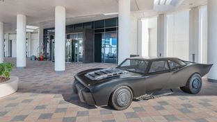The WB Abu Dhabi, Curio Collection