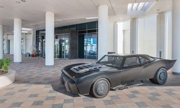 The WB Abu Dhabi, Curio Collection