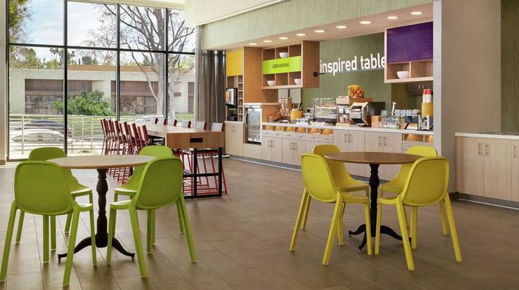Home2 Suites by Hilton Woodland Hills Restaurant