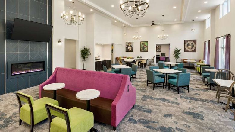 <b>Homewood Suites by Hilton Carlisle Lobby</b>. Images powered by <a href="https://iceportal.shijigroup.com/" title="IcePortal" target="_blank">IcePortal</a>.