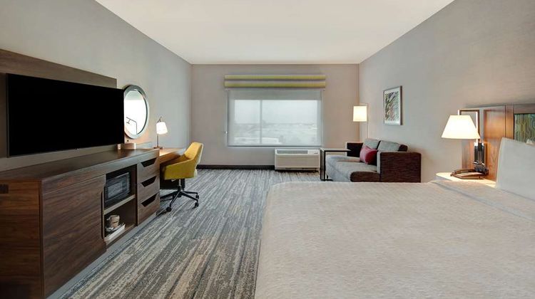Hampton Inn & Suites Rancho Cucamonga Room