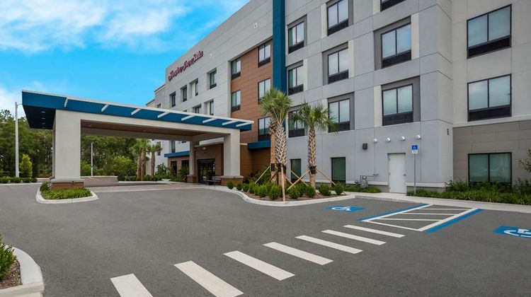 Hampton Inn & Suites Ruskin I-75 Exterior