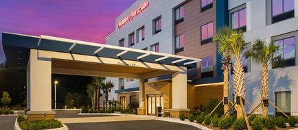 Hampton Inn & Suites Ruskin I-75 Exterior