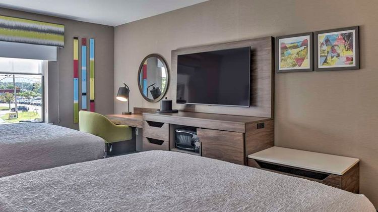 Hampton Inn & Suites Keene Room