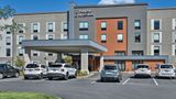 <b>Hampton Inn & Suites Keene Exterior</b>. Images powered by <a href="https://iceportal.shijigroup.com/" title="IcePortal" target="_blank">IcePortal</a>.