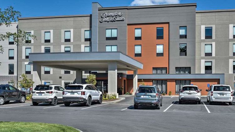 Hampton Inn & Suites Keene Exterior