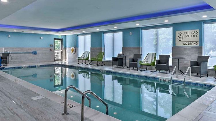 Hampton Inn & Suites Keene Pool