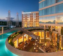 Hilton Garden Inn Cancun Airport Exterior