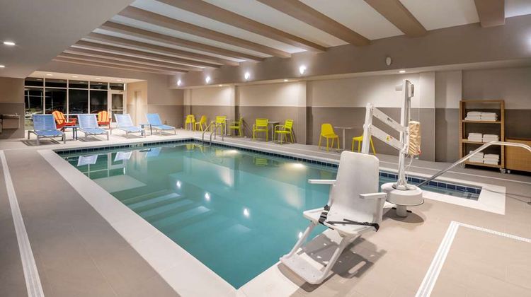 Home2 Stes by Hilton Richmond Short Pump Pool