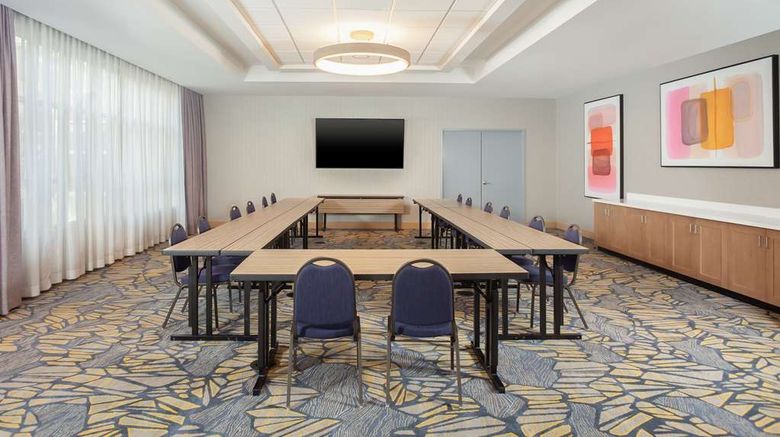 <b>Hilton Garden Inn Broomfield Boulder Meeting</b>. Images powered by <a href="https://iceportal.shijigroup.com/" title="IcePortal" target="_blank">IcePortal</a>.