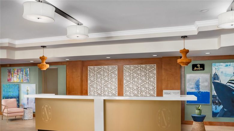 <b>Inn of Naples, Tapestry Collection Lobby</b>. Images powered by <a href="https://iceportal.shijigroup.com/" title="IcePortal" target="_blank">IcePortal</a>.