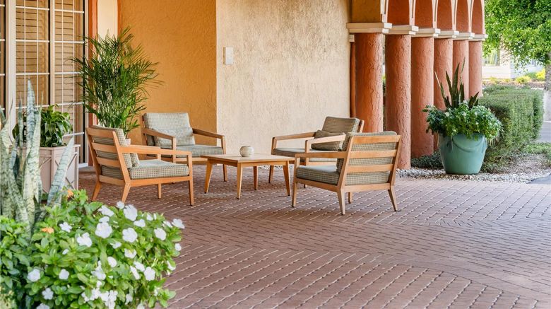 <b>Inn of Naples, Tapestry Collection Exterior</b>. Images powered by <a href="https://iceportal.shijigroup.com/" title="IcePortal" target="_blank">IcePortal</a>.