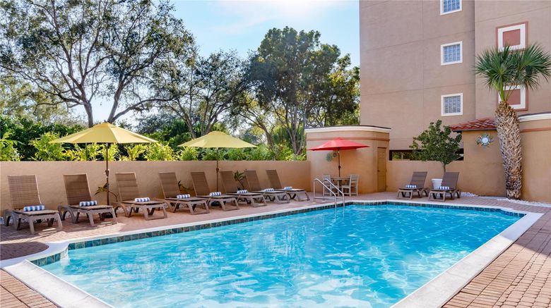 <b>Inn of Naples, Tapestry Collection Pool</b>. Images powered by <a href="https://iceportal.shijigroup.com/" title="IcePortal" target="_blank">IcePortal</a>.