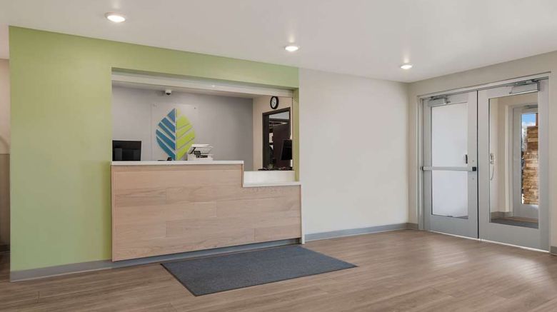 <b>WoodSpring Suites Phoenix-Deer Valley Lobby</b>. Images powered by <a href="https://iceportal.shijigroup.com/" title="IcePortal" target="_blank">IcePortal</a>.
