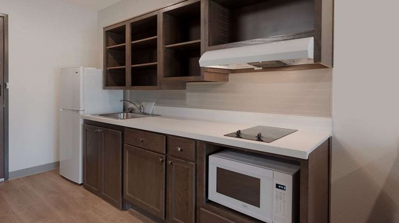 <b>WoodSpring Suites Phoenix-Deer Valley Suite</b>. Images powered by <a href="https://iceportal.shijigroup.com/" title="IcePortal" target="_blank">IcePortal</a>.