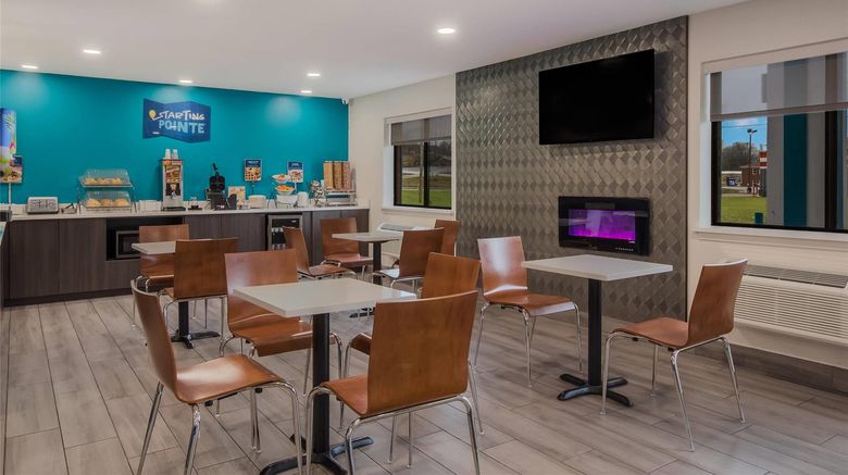 <b>Clarion Pointe Harrodsburg-Danville Restaurant</b>. Images powered by <a href="https://iceportal.shijigroup.com/" title="IcePortal" target="_blank">IcePortal</a>.
