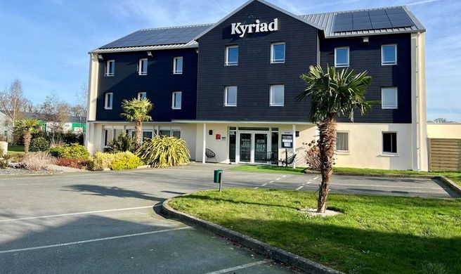 Kyriad Dol de Bretagne Exterior