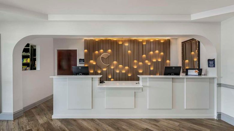 <b>Comfort Inn and Suites Andrews Lobby</b>. Images powered by <a href="https://iceportal.shijigroup.com/" title="IcePortal" target="_blank">IcePortal</a>.