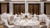 Wyndham Grand Doha West Bay Beach Meeting