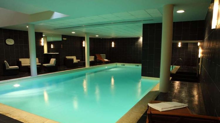 Amiral Hotel Paris Pool