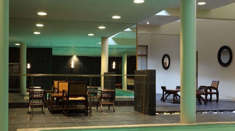 <b>Amiral Hotel Paris Pool</b>. Images powered by <a href="https://iceportal.shijigroup.com/" title="IcePortal" target="_blank">IcePortal</a>.