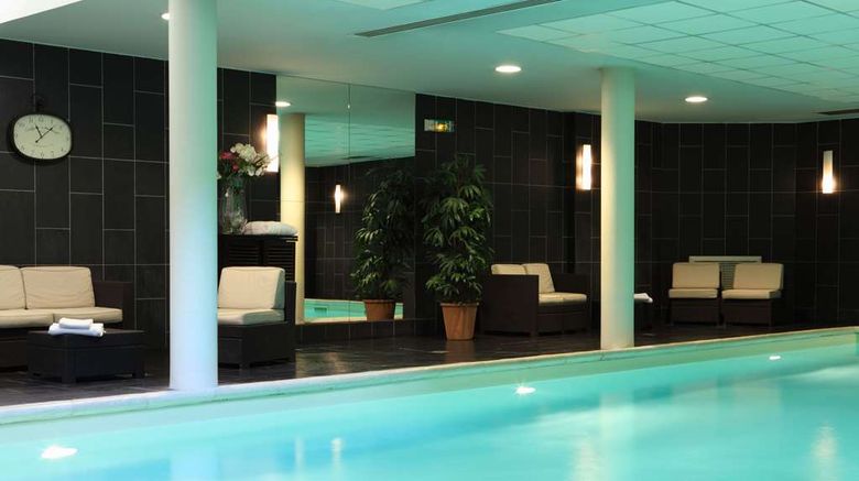 <b>Amiral Hotel Paris Pool</b>. Images powered by <a href="https://iceportal.shijigroup.com/" title="IcePortal" target="_blank">IcePortal</a>.