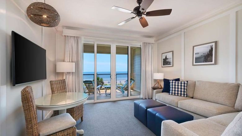 <b>Jekyll Ocean Club Resort Room</b>. Images powered by <a href="https://iceportal.shijigroup.com/" title="IcePortal" target="_blank">IcePortal</a>.