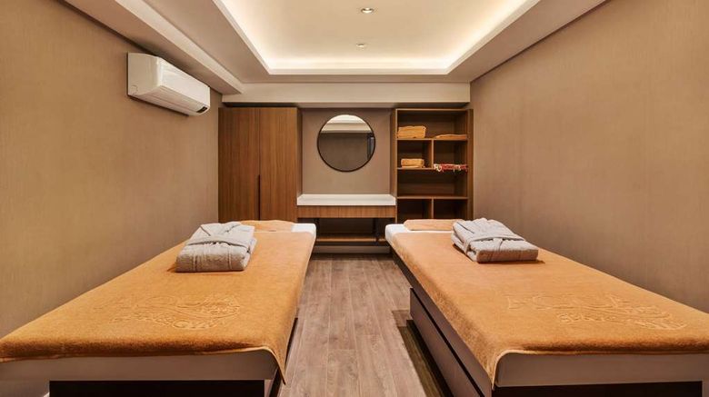 <b>Days Hotel by Wyndham Istanbul Esenyurt Spa</b>. Images powered by <a href="https://iceportal.shijigroup.com/" title="IcePortal" target="_blank">IcePortal</a>.