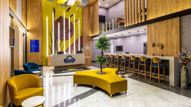 <b>Days Hotel by Wyndham Istanbul Esenyurt Lobby</b>. Images powered by <a href="https://iceportal.shijigroup.com/" title="IcePortal" target="_blank">IcePortal</a>.