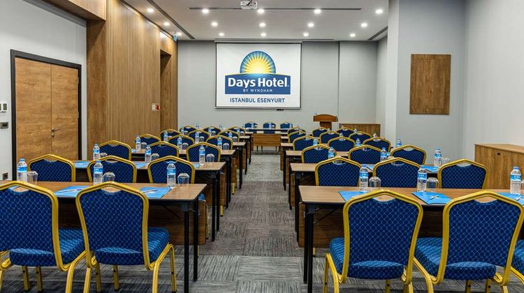 Days Hotel by Wyndham Istanbul Esenyurt Meeting