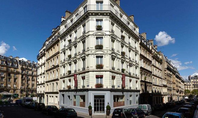Le 46 Hotel Exterior