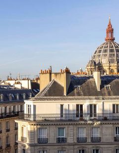 Le 12 Hotel