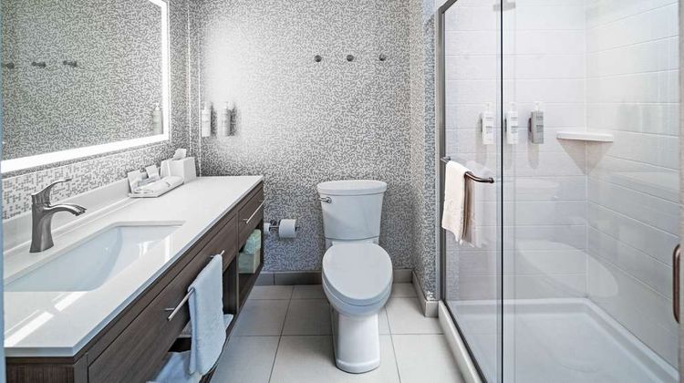 Home2 Suites by Hilton Weatherford Room