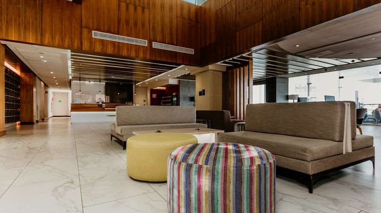 <b>Hilton Garden Inn Silao Aeropuerto Bajio Lobby</b>. Images powered by <a href="https://iceportal.shijigroup.com/" title="IcePortal" target="_blank">IcePortal</a>.