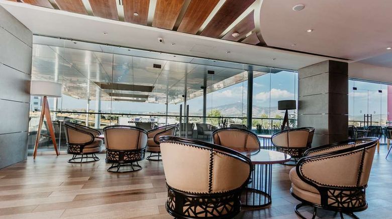 <b>Hilton Garden Inn Silao Aeropuerto Bajio Lobby</b>. Images powered by <a href="https://iceportal.shijigroup.com/" title="IcePortal" target="_blank">IcePortal</a>.