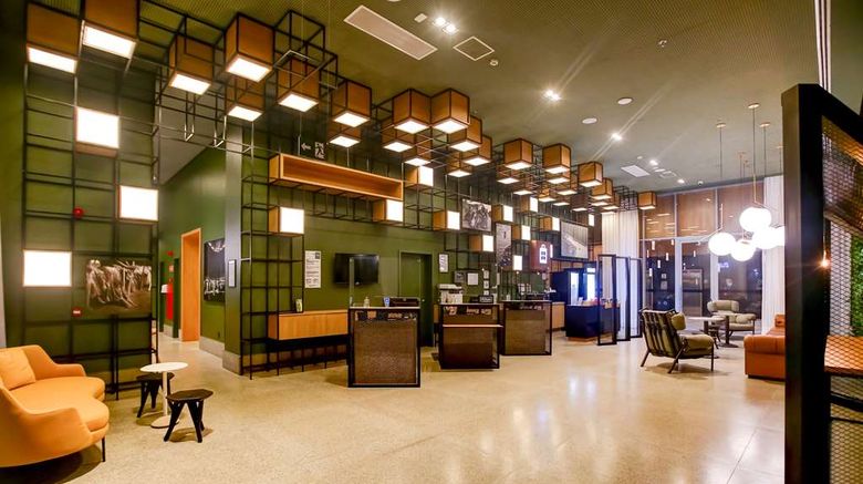 <b>Hilton Garden Inn Sao Paulo Reboucas Lobby</b>. Images powered by <a href="https://iceportal.shijigroup.com/" title="IcePortal" target="_blank">IcePortal</a>.