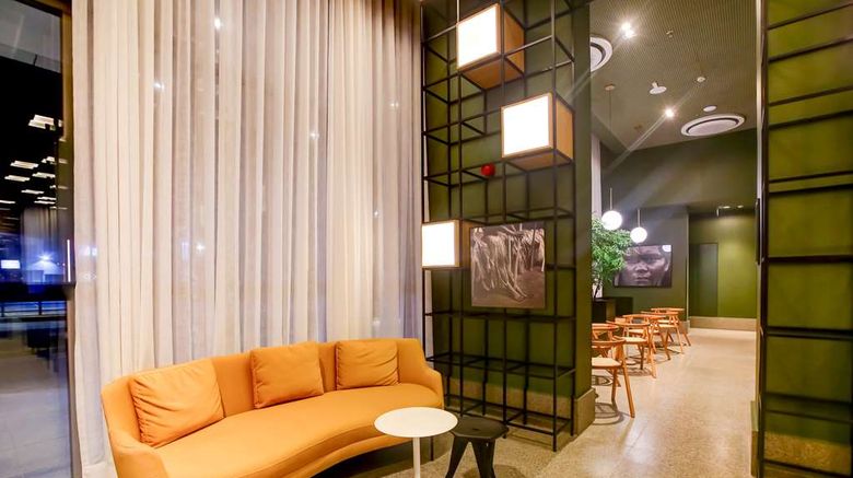 <b>Hilton Garden Inn Sao Paulo Reboucas Lobby</b>. Images powered by <a href="https://iceportal.shijigroup.com/" title="IcePortal" target="_blank">IcePortal</a>.